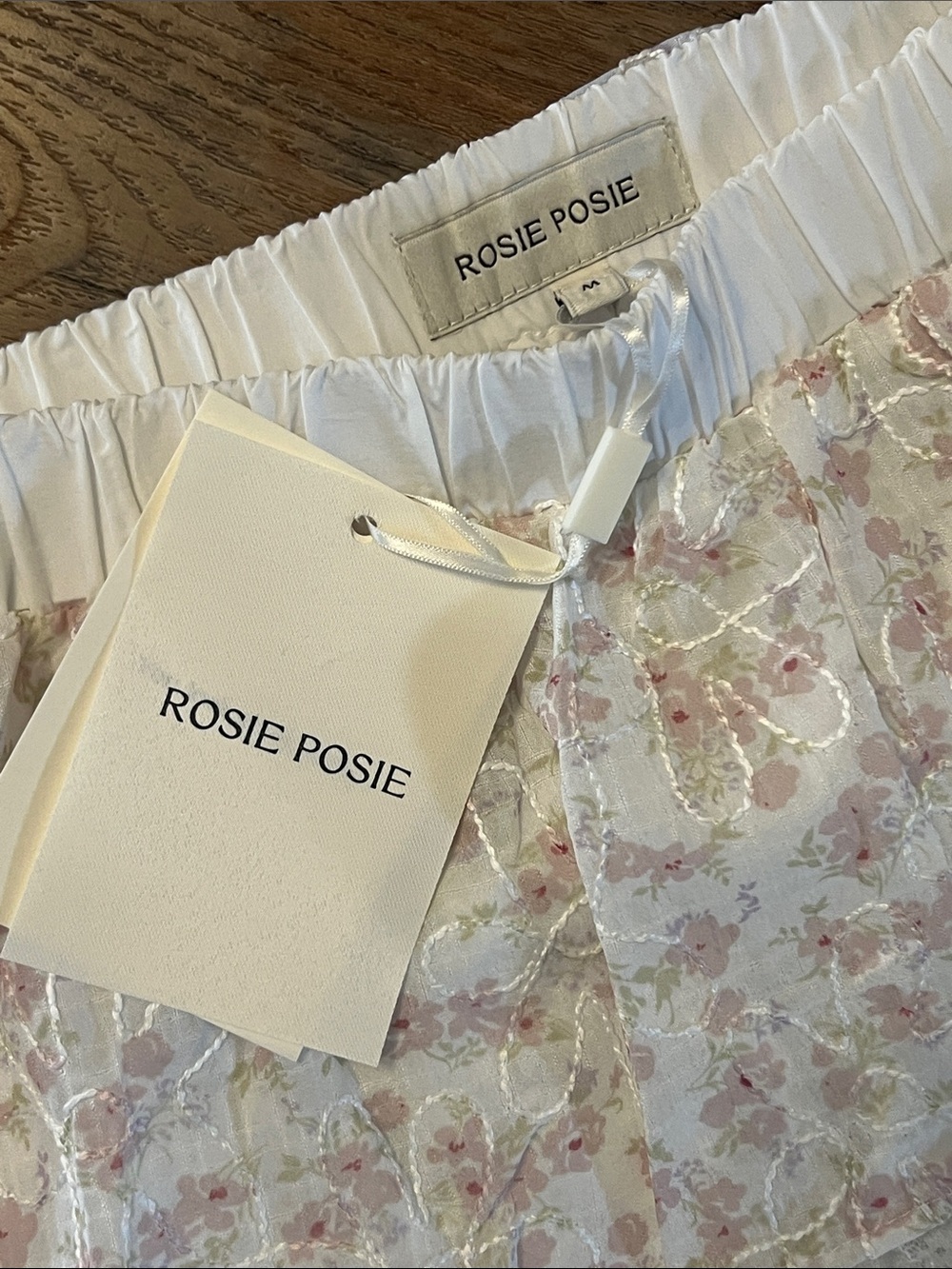 NWT M Rosie Posie Tiered Lace Maxi Skirt - White with Light Pink Floral - Picture 2 of 3